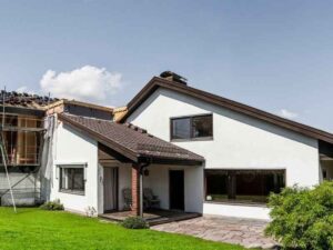 Anbau oder nur ein Wanddurchbruch - das hängt von der jeweiligen Situation ab.