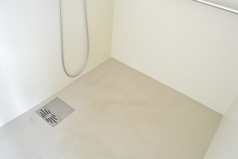 Badezimmer fugenlos 17 768x512